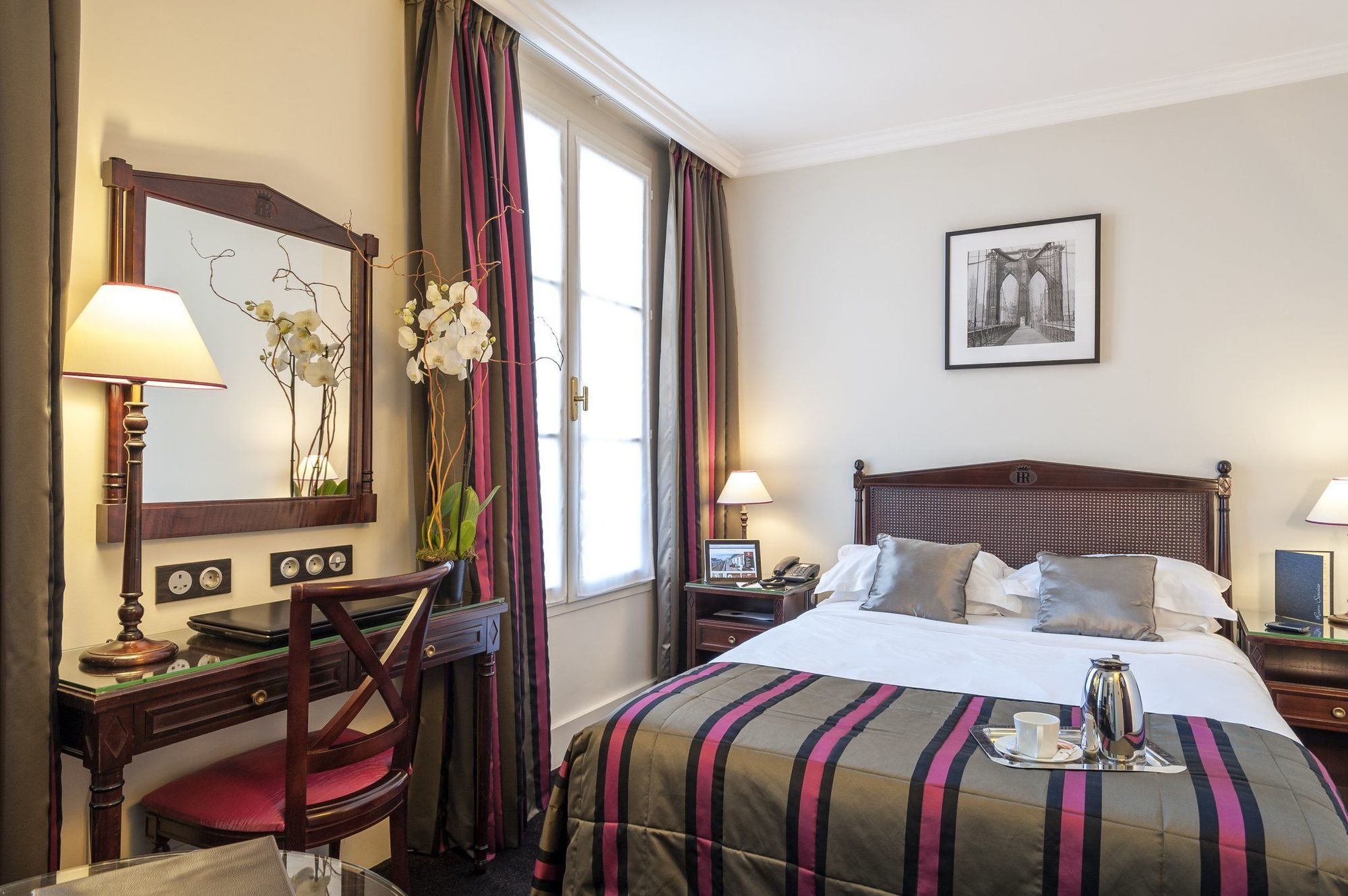 Hotel Royal Saint Honore Paris Louvre Phòng bức ảnh
